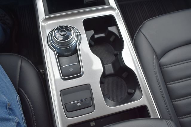 Used 2024 Ford Edge SEL w/ Convenience Package image 29