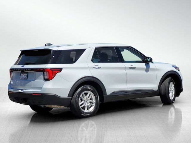 Used 2026 Ford Explorer Active image 4