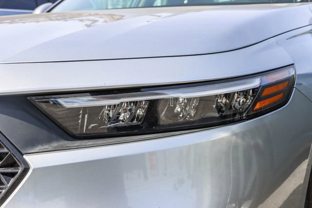 Used 2023 Honda Accord EX image 10