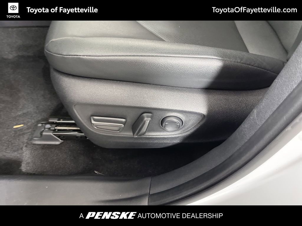 Used 2025 Toyota Grand Highlander AWD image 25