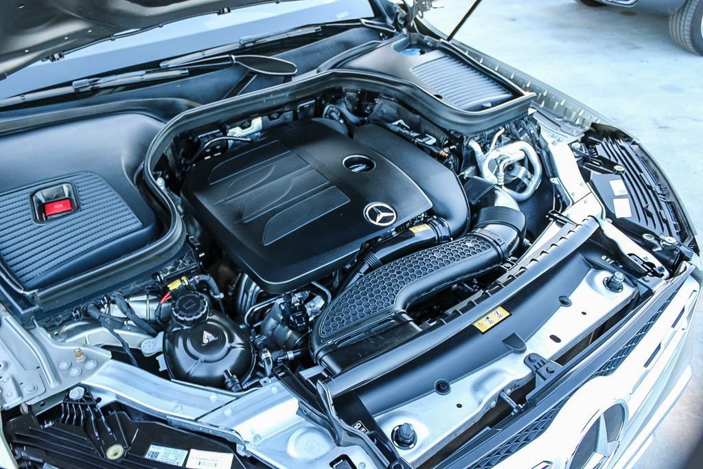 Used 2020 Mercedes-Benz GLC 300 image 27