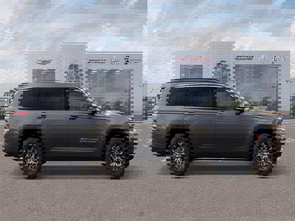 New 2025 Jeep Grand Cherokee L Limited image 21