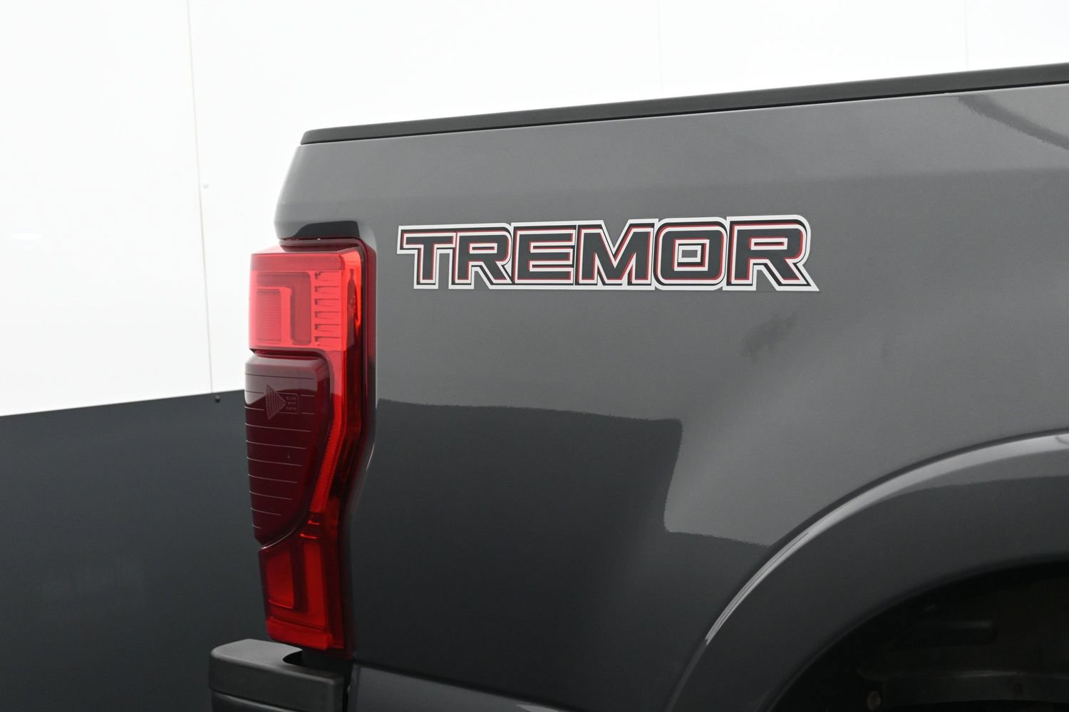 Used 2022 Ford F250 Lariat w/ Tremor Off-Road Package AWD/4WD image 45