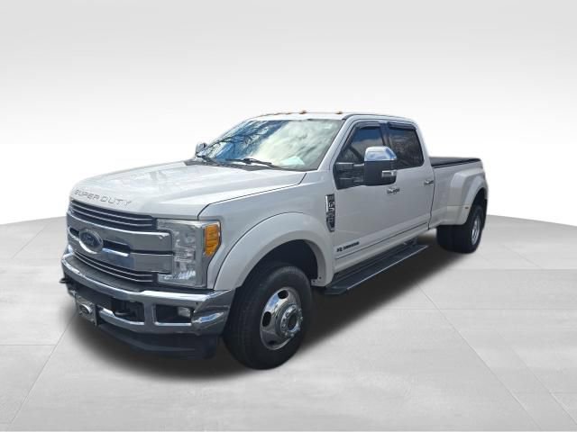 Used 2017 Ford F350 Lariat w/ Lariat Value Package image 2