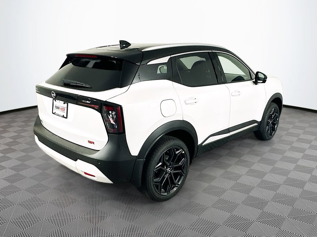 New 2026 Nissan Kicks SR w/ SR Premium Package FWD image 10
