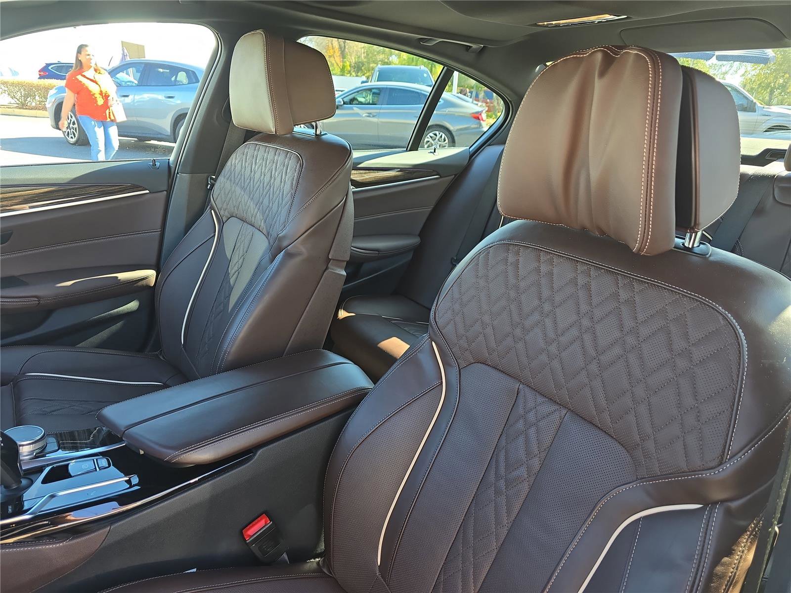 Used 2023 BMW 540i 540i w/ M Sport Package image 17