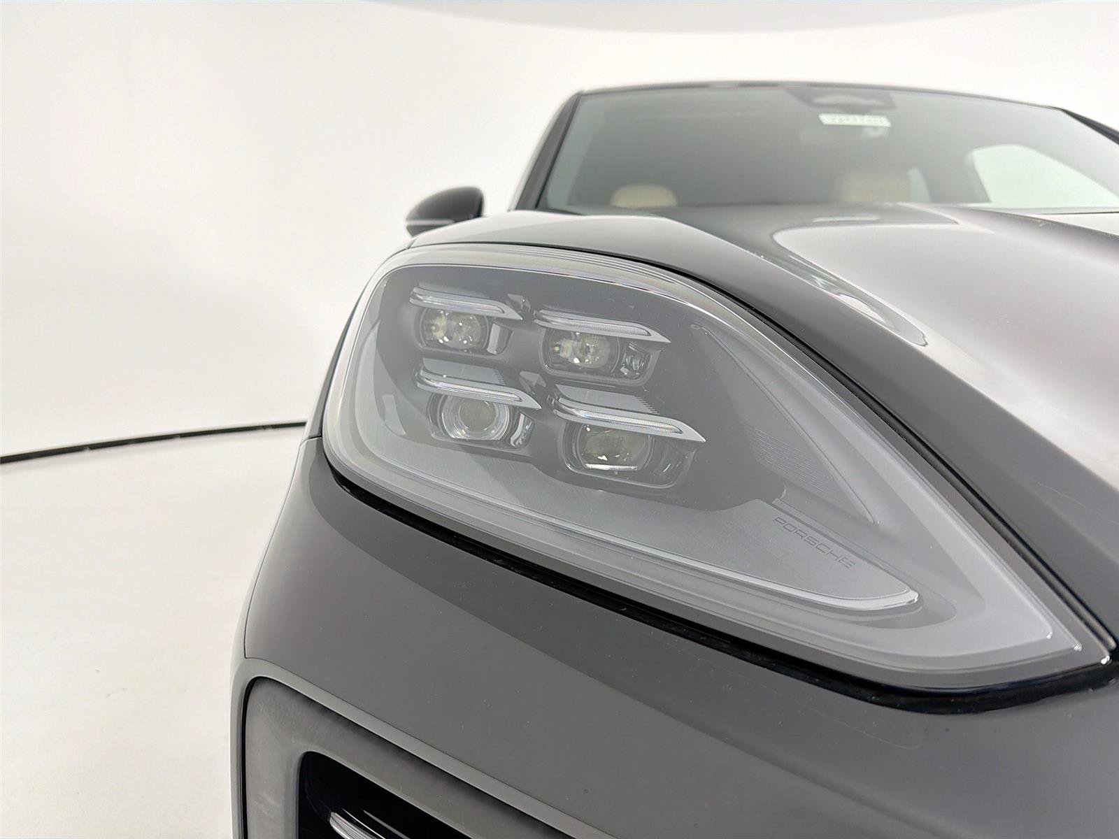 New 2026 Porsche Cayenne AWD/4WD image 30