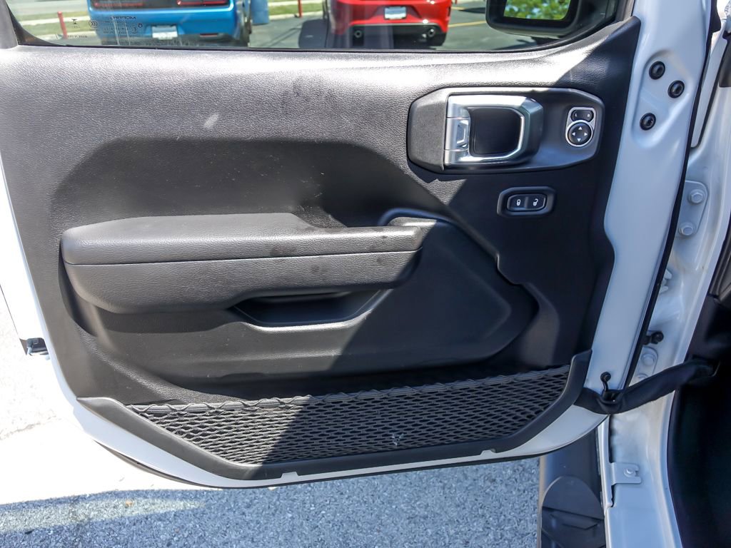 Used 2023 Jeep Wrangler Unlimited Sport AWD/4WD image 22