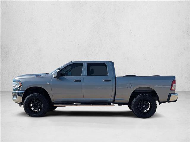 Used 2024 RAM 2500 Tradesman w/ Chrome Appearance Group AWD/4WD image 8