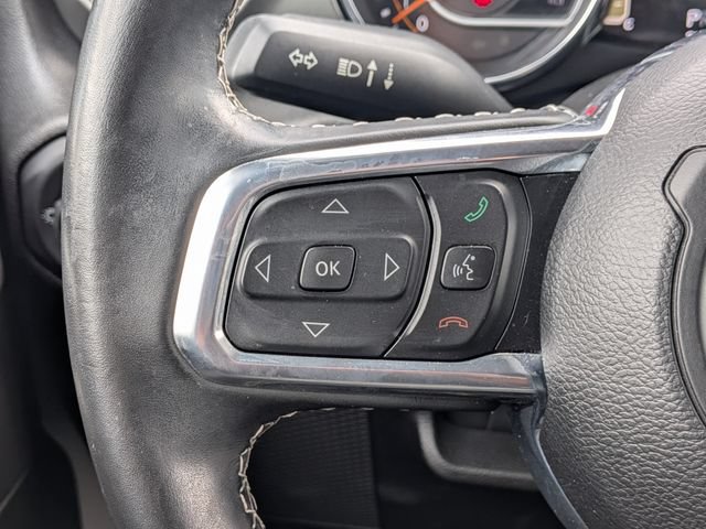 Used 2022 Jeep Wrangler Unlimited Sahara AWD/4WD image 23