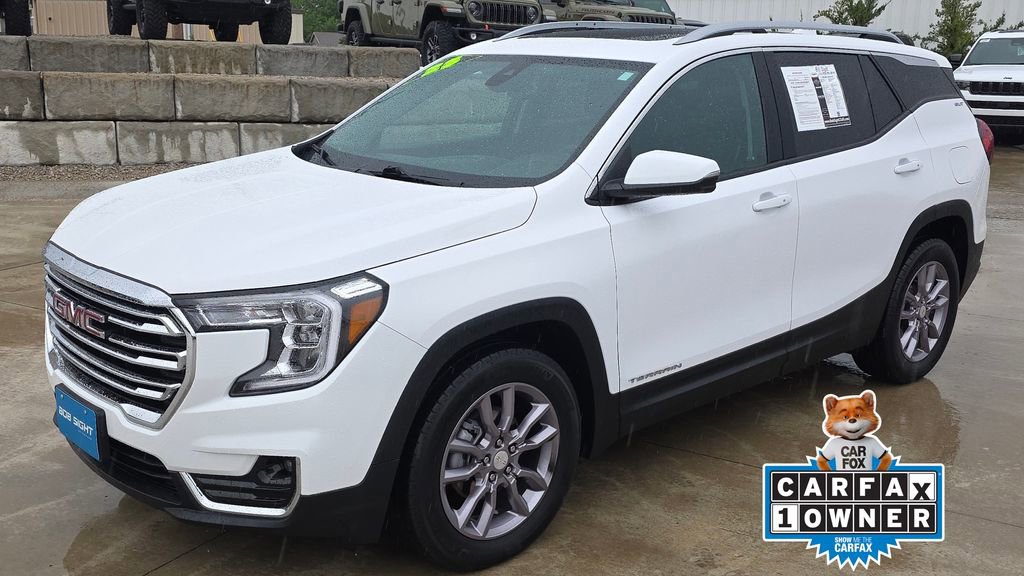 Used 2023 GMC Terrain SLT w/ LPO, Floor Liner Package