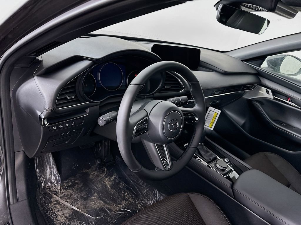 New 2026 MAZDA MAZDA3 Hatchback w/Premium Plus Pkg image 13
