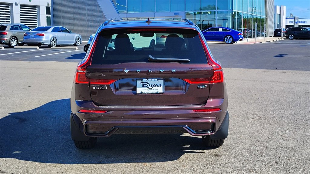 New 2026 Volvo XC60 B5 Plus w/ Climate Package image 36