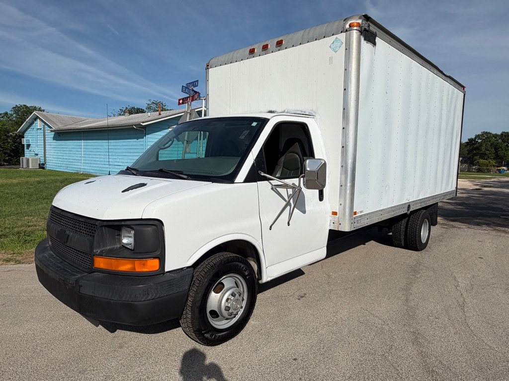 Used 2006 Chevrolet Express 3500 RWD image 27