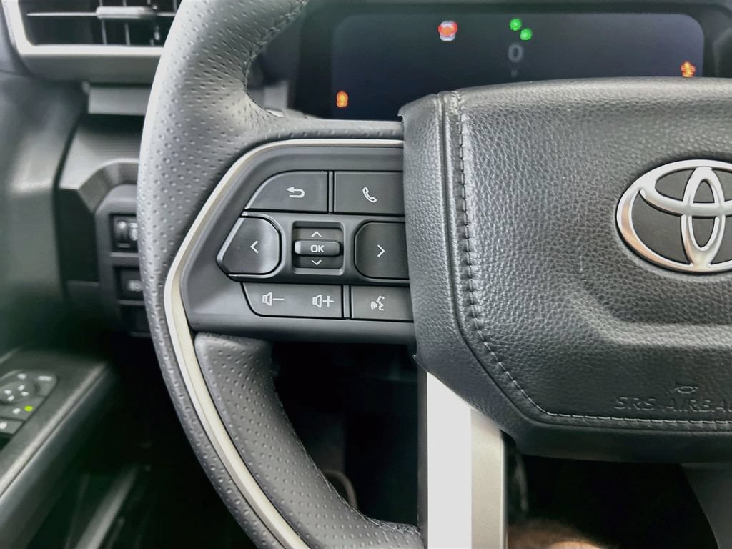 Used 2026 Toyota 4Runner Limited AWD/4WD image 11