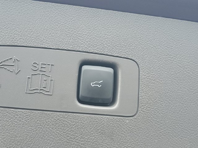 Used 2021 Lincoln Corsair FWD image 8
