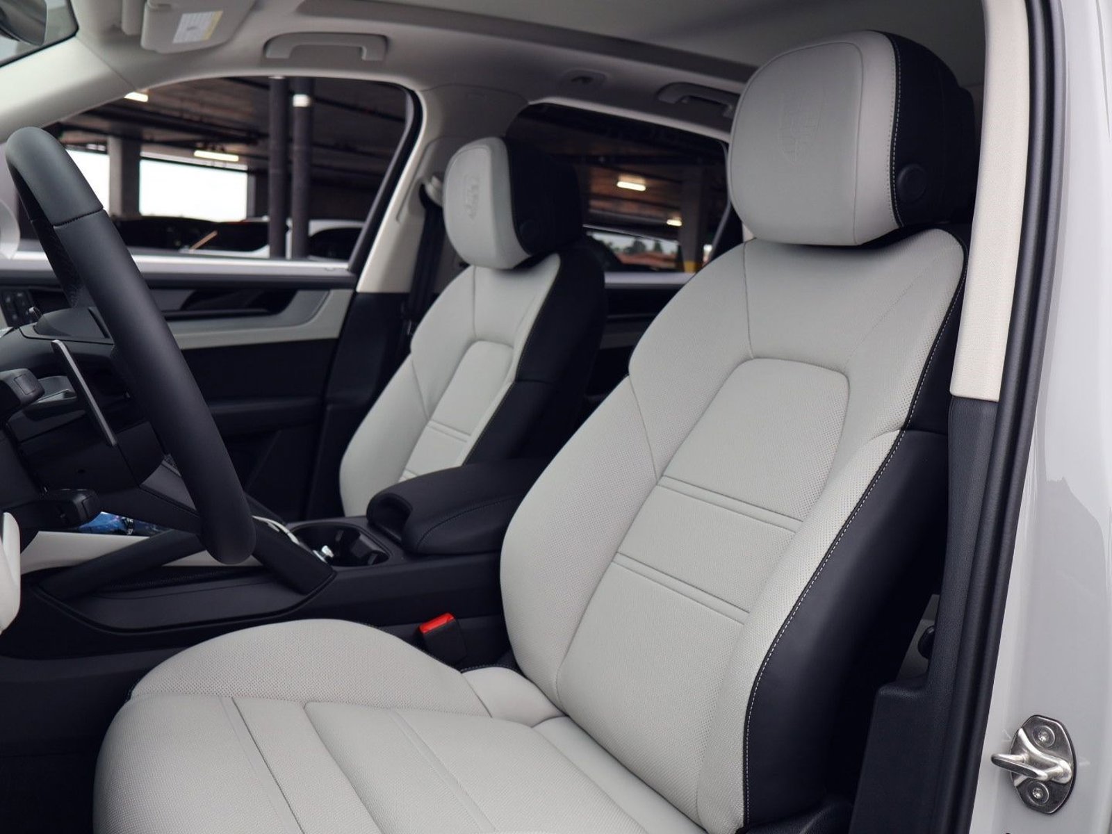 New 2026 Porsche Cayenne S AWD/4WD image 5
