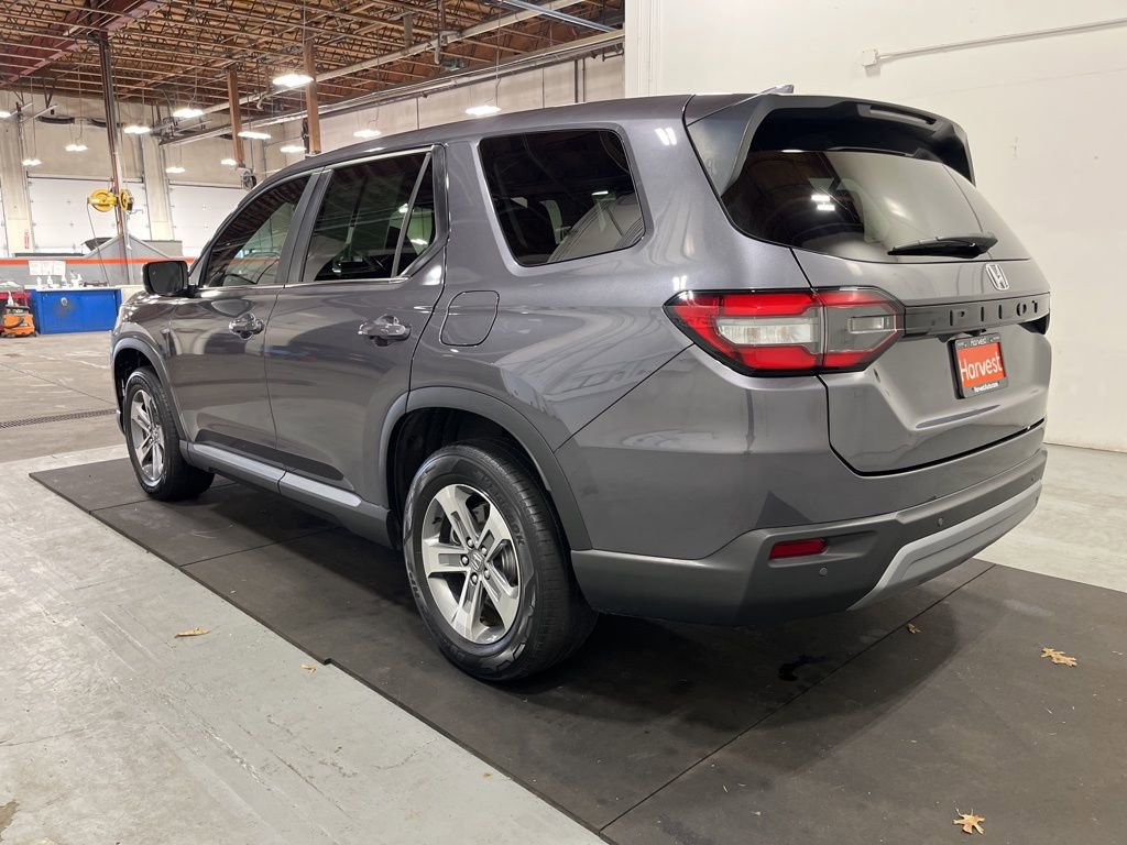 Used 2023 Honda Pilot EX-L image 6