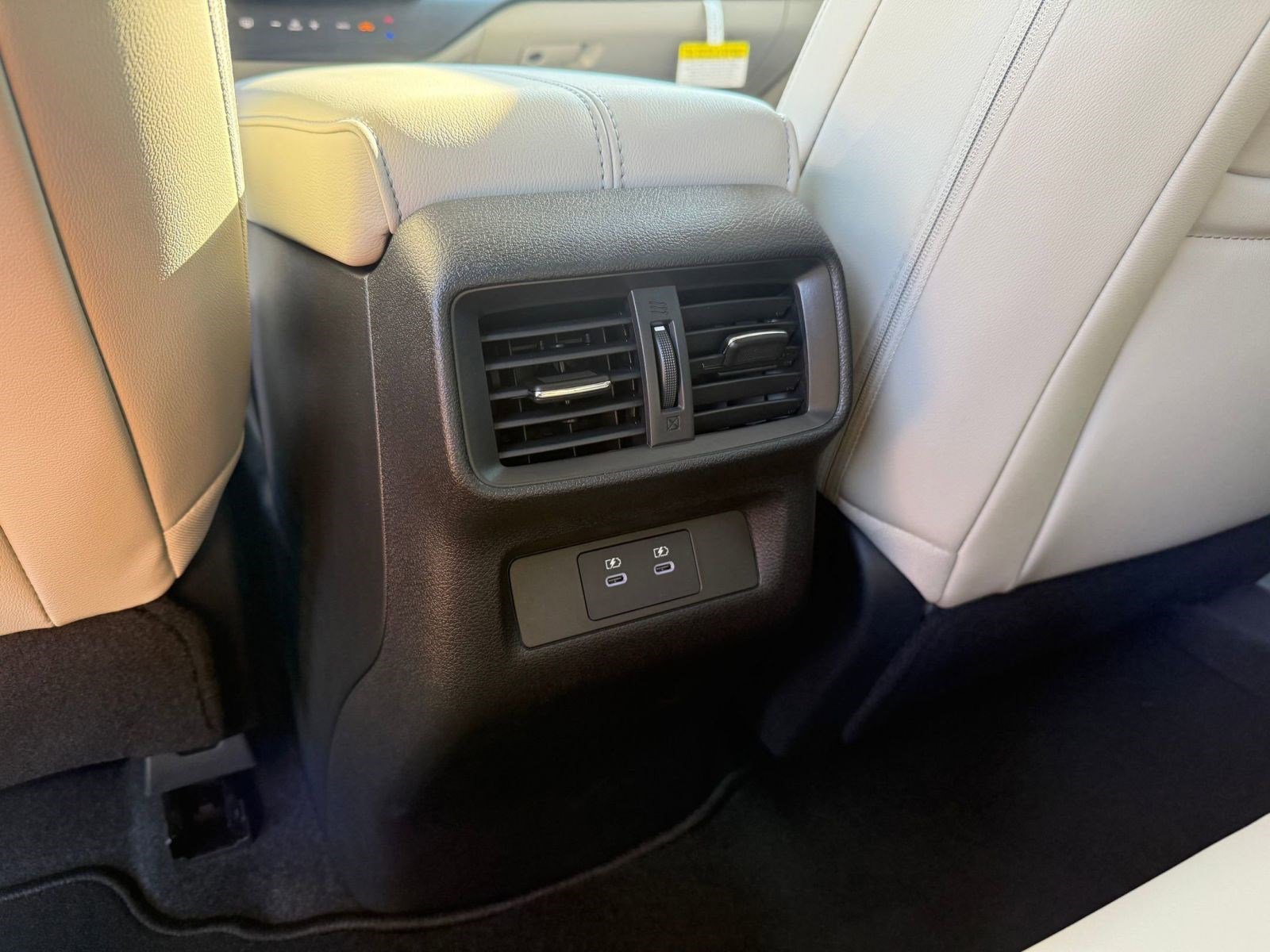 New 2026 Nissan Murano SL image 23