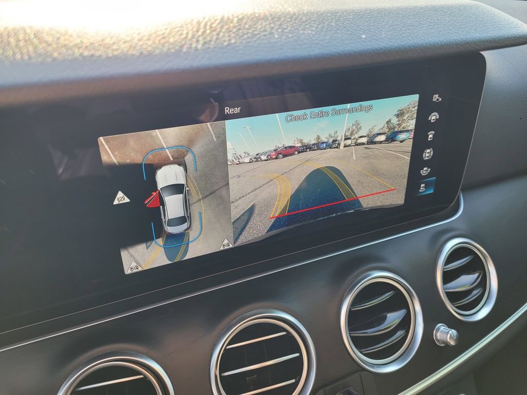 Used 2022 Mercedes-Benz E 350 Sedan image 16