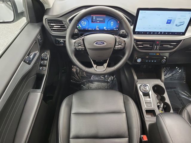 Used 2025 Ford Escape Platinum AWD/4WD image 13