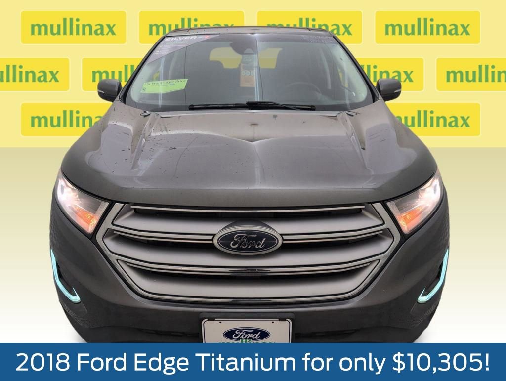 Used 2018 Ford Edge Titanium w/ Equipment Group 301A AWD/4WD image 14