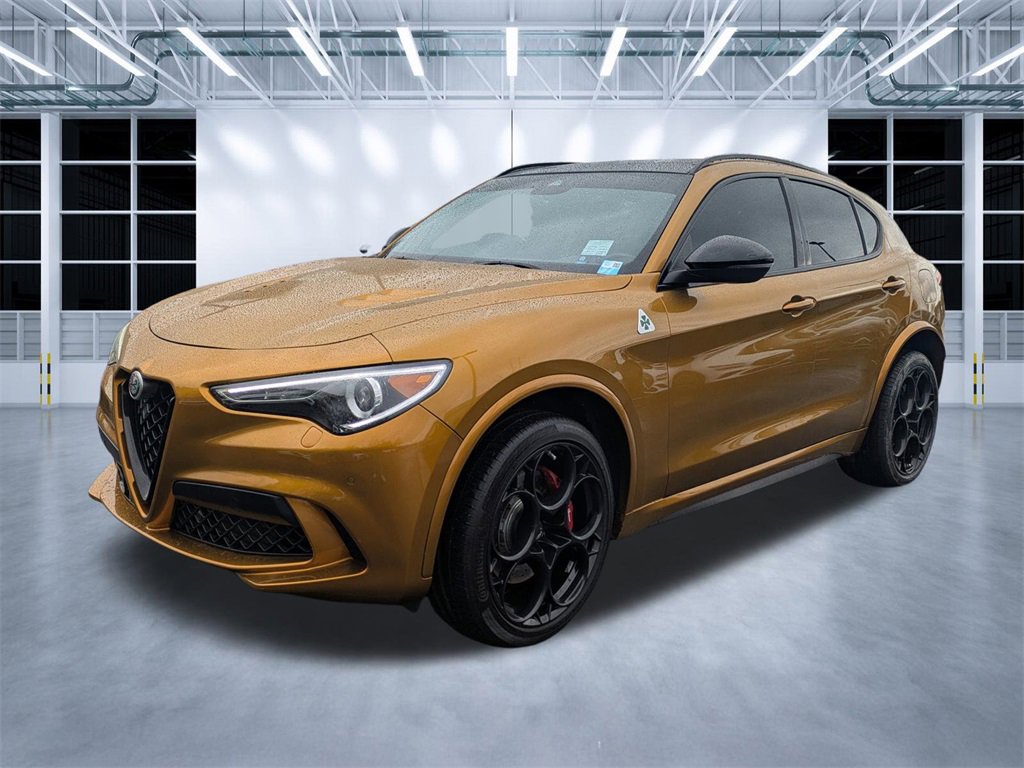 Used 2023 Alfa Romeo Stelvio Quadrifoglio w/ Active Assist Plus Package image 8
