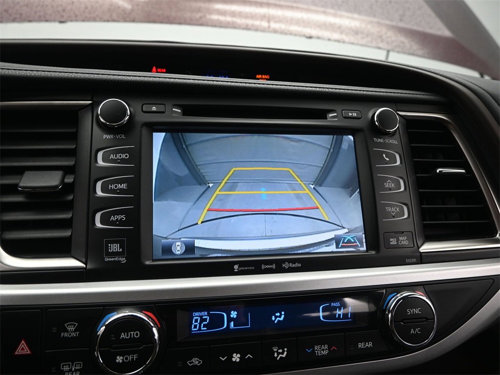 Used 2019 Toyota Highlander Limited Platinum image 30