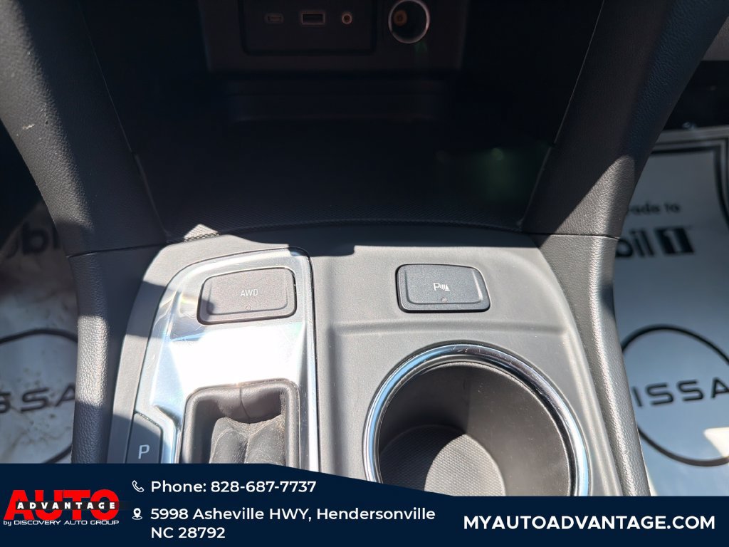Used 2024 Chevrolet Equinox LT AWD/4WD image 20