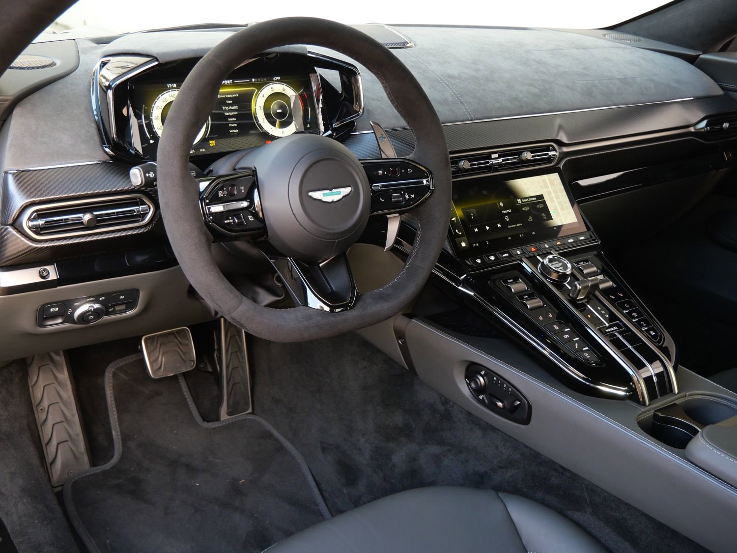 New 2026 Aston Martin V8 Vantage S image 3