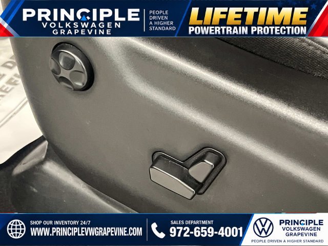 Used 2024 Dodge Durango GT RWD image 13