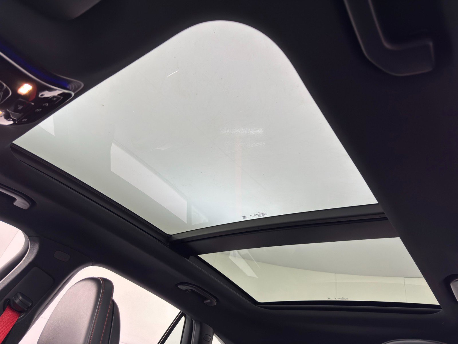 Used 2024 Mercedes-Benz GLC 43 AMG 4MATIC image 12