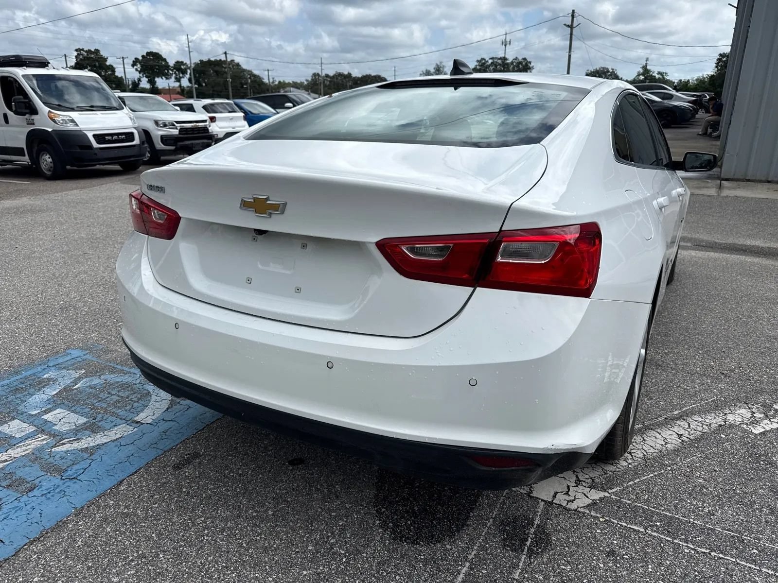 Used 2024 Chevrolet Malibu LS w/ Driver Confidence Package FWD image 8