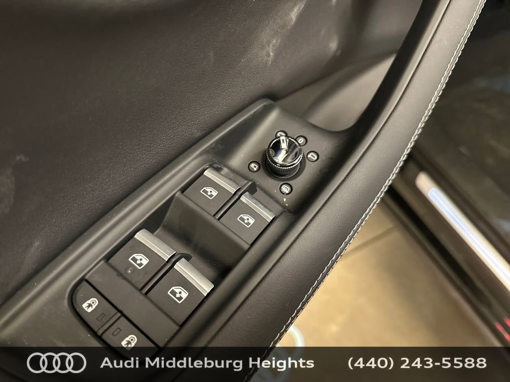 Used 2026 Audi Q7 3.0T Premium Plus image 13