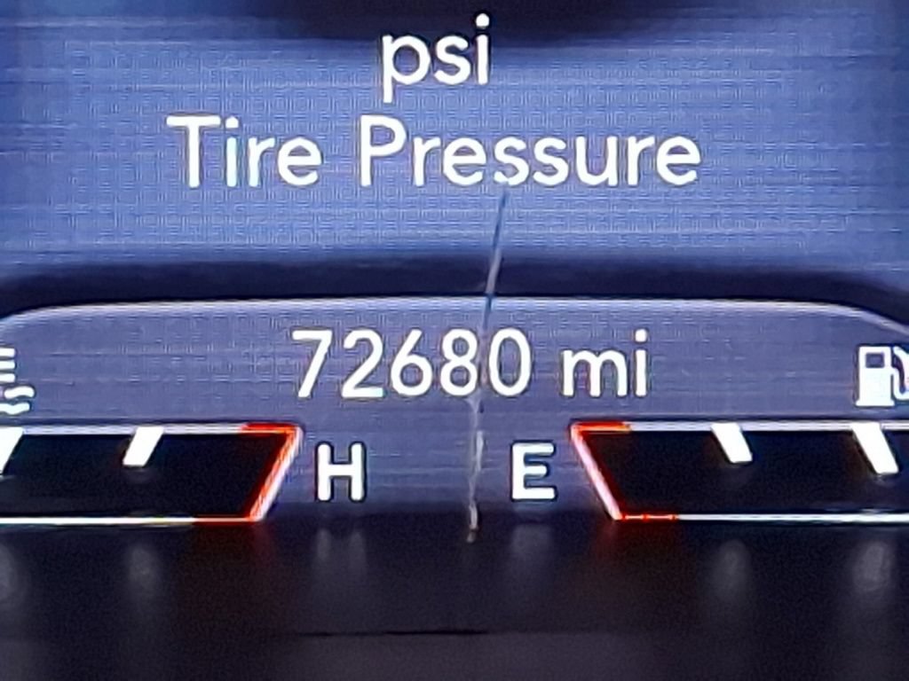 Used 2023 Jeep Cherokee Altitude Lux AWD/4WD image 22
