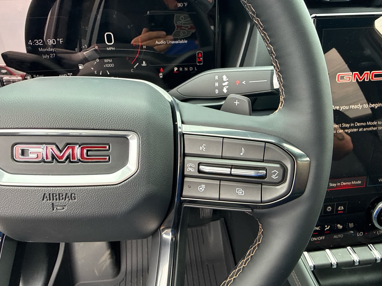 New 2027 GMC Terrain AT4 w/ Convenience Package III AWD/4WD image 10