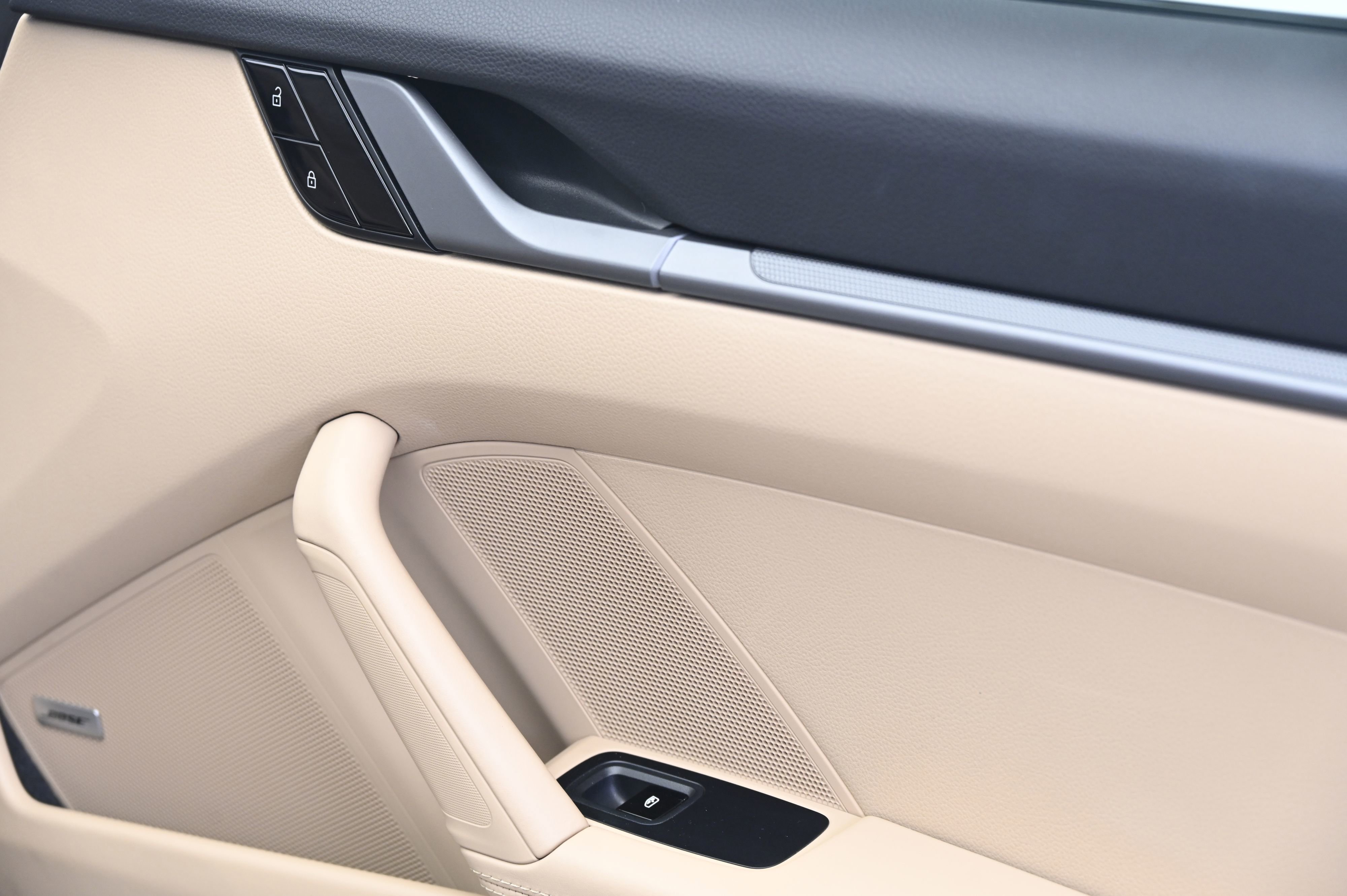 Certified 2020 Porsche 911 Carrera 4S image 17