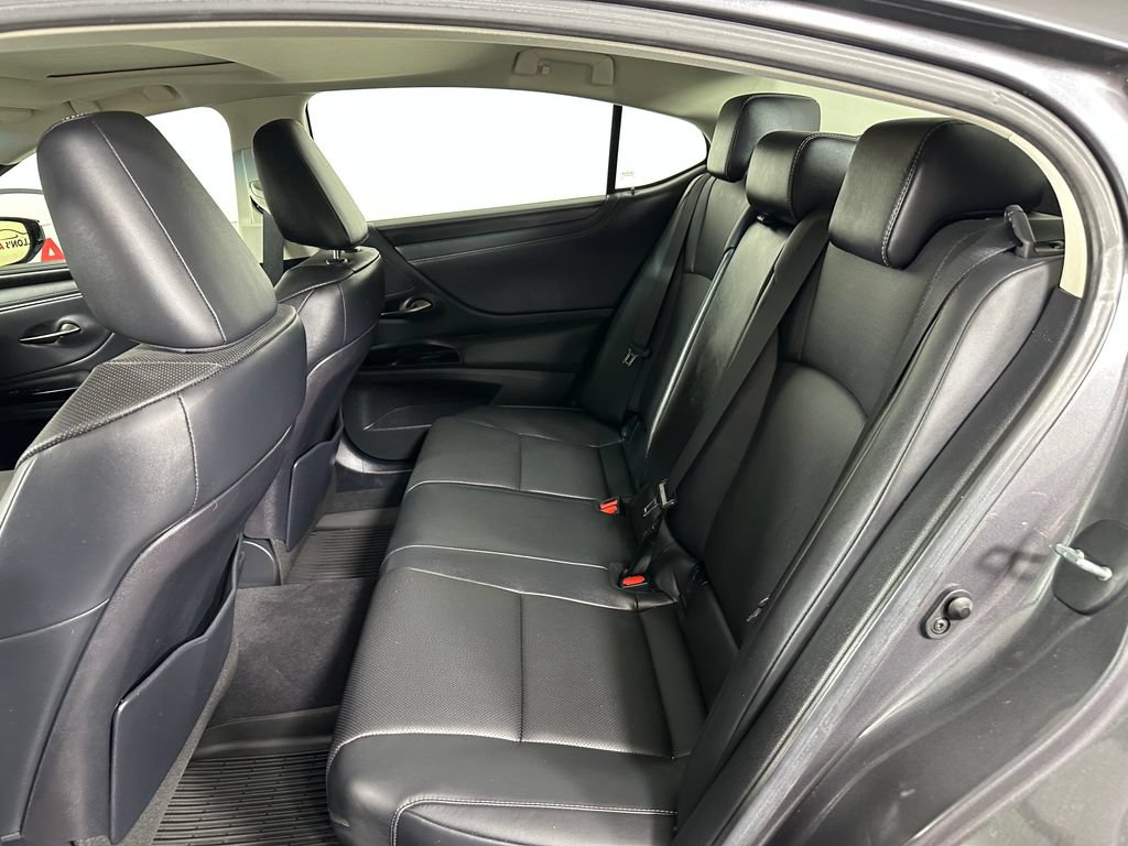 Used 2023 Lexus ES 250 w/ Premium Package AWD/4WD image 18