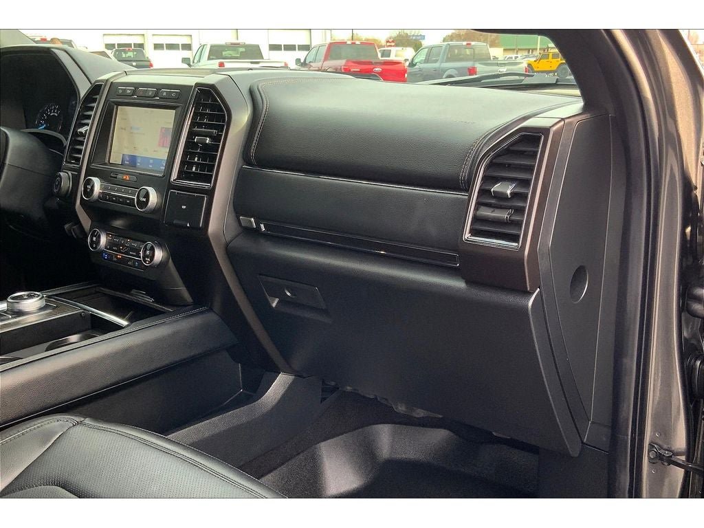 Used 2021 Ford Expedition Max Limited AWD/4WD image 17