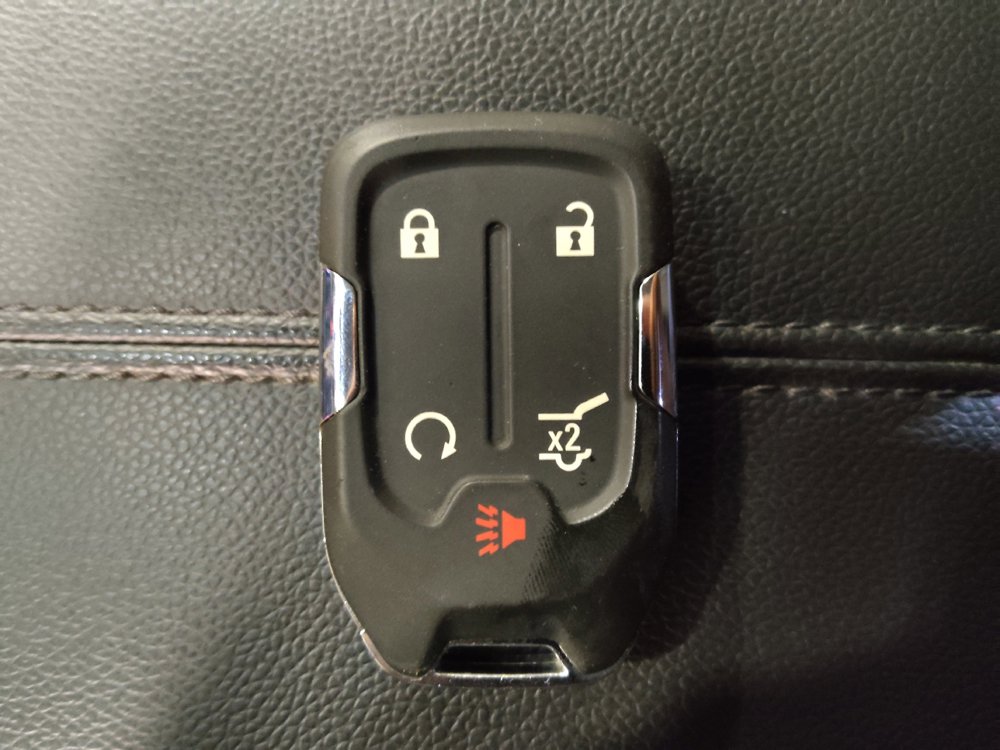 Used 2023 GMC Terrain SLE w/ Driver Convenience Package image 32