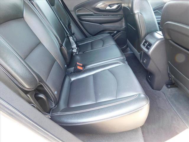 Used 2024 GMC Terrain SLT AWD/4WD image 26