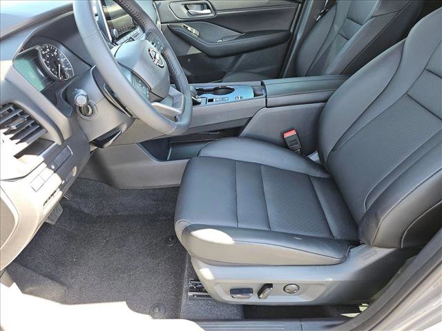 Certified 2026 Nissan Rogue SV image 10