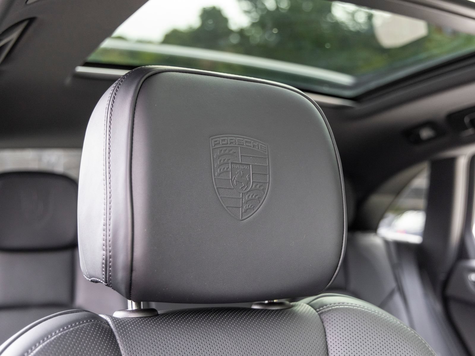 Certified 2026 Porsche Macan AWD/4WD image 67