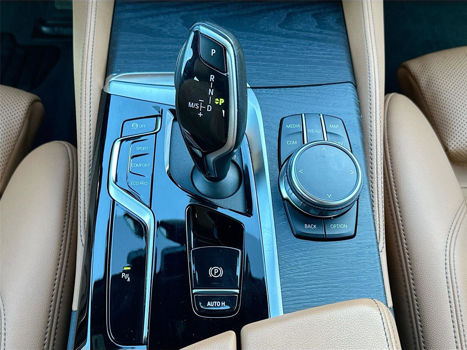 Used 2023 BMW 530i xDrive w/ M Sport Package image 17