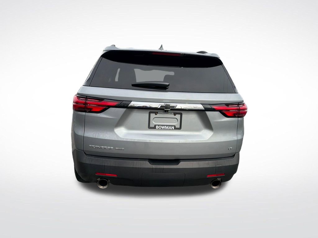 Used 2023 Chevrolet Traverse LT image 9
