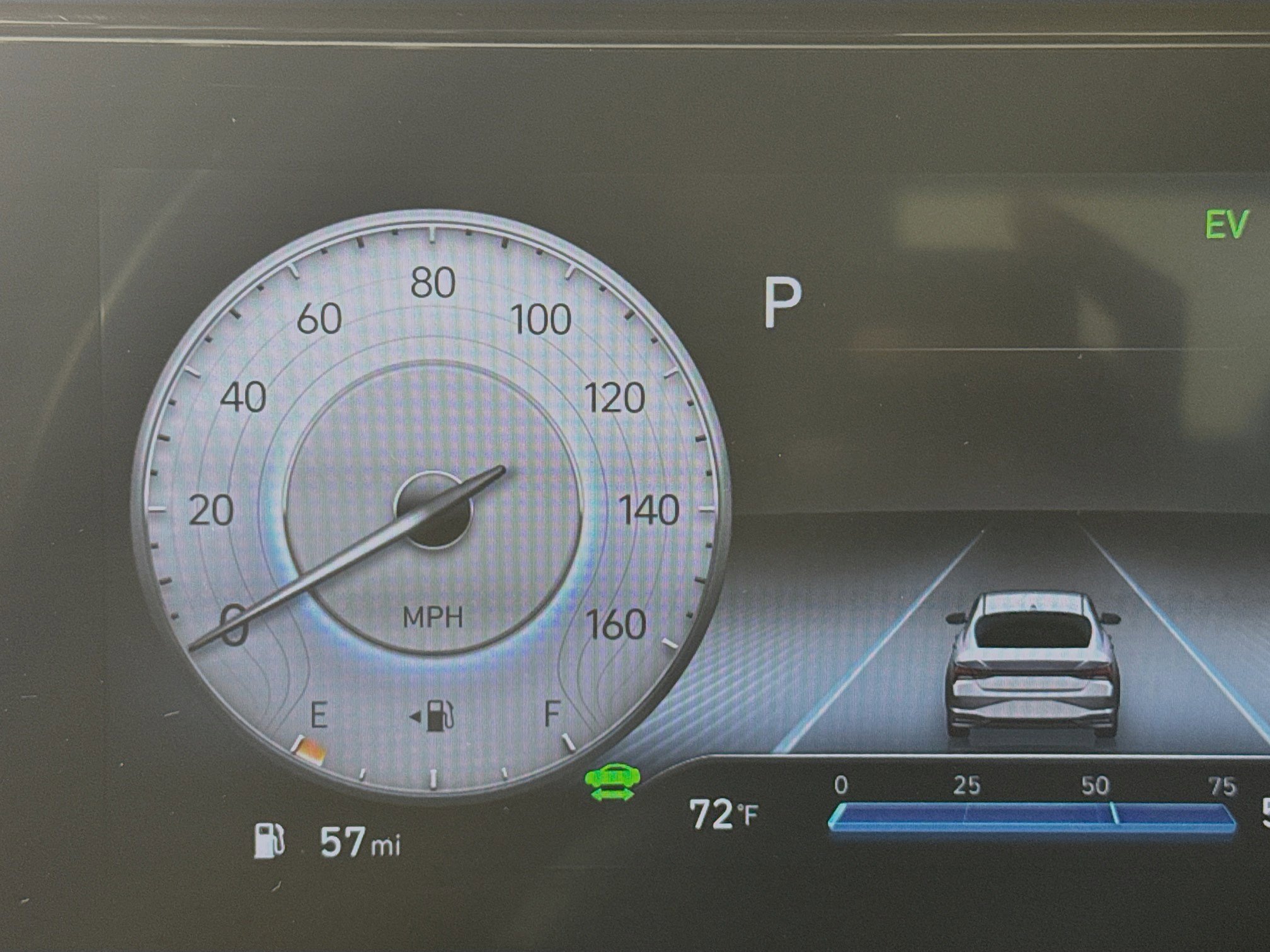 Used 2023 Hyundai Elantra Limited w/ Preferred Accessory Package FWD image 12