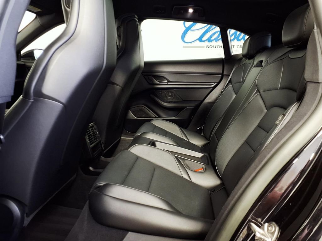 Used 2023 Porsche Taycan 4 Cross Turismo image 9