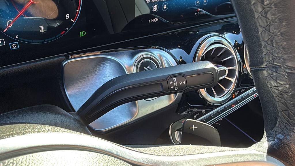 Used 2021 Mercedes-Benz GLB 250 image 20