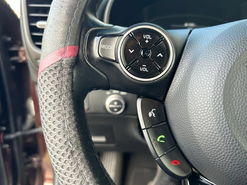 Used 2017 Kia Soul + w/ Option Group 041 FWD image 9