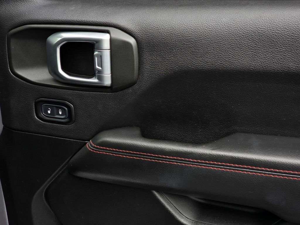 Used 2021 Jeep Gladiator Rubicon AWD/4WD image 34